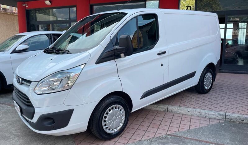 Ford Transit Custom pieno