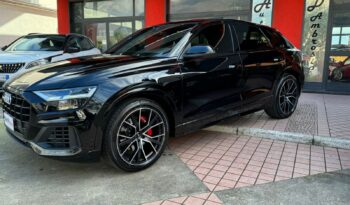 Audi Q8 50 TDI 286CV pieno