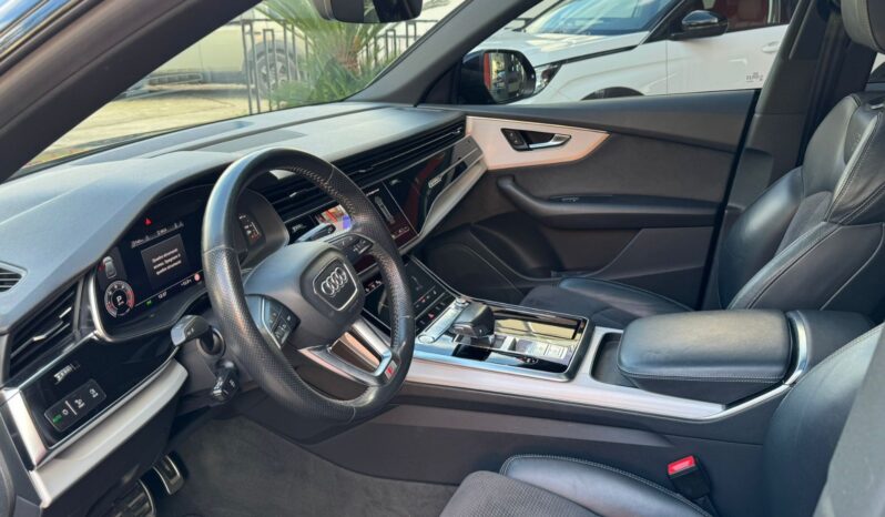 Audi Q8 50 TDI 286CV pieno