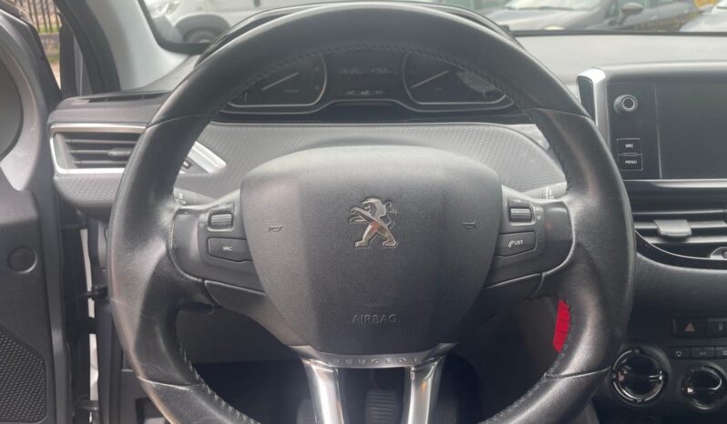 Peugeot 2008 active pieno