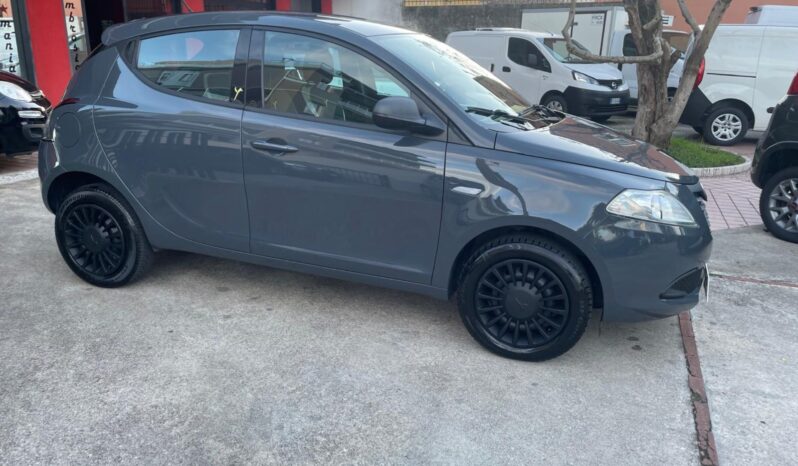 Lancia Ypsilon Ecochic pieno